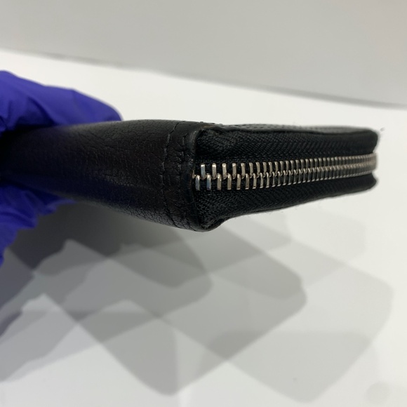 Givenchy Black L Zip Around Sku#85522 (Gently used, corners tearing) - Picture 6 of 15